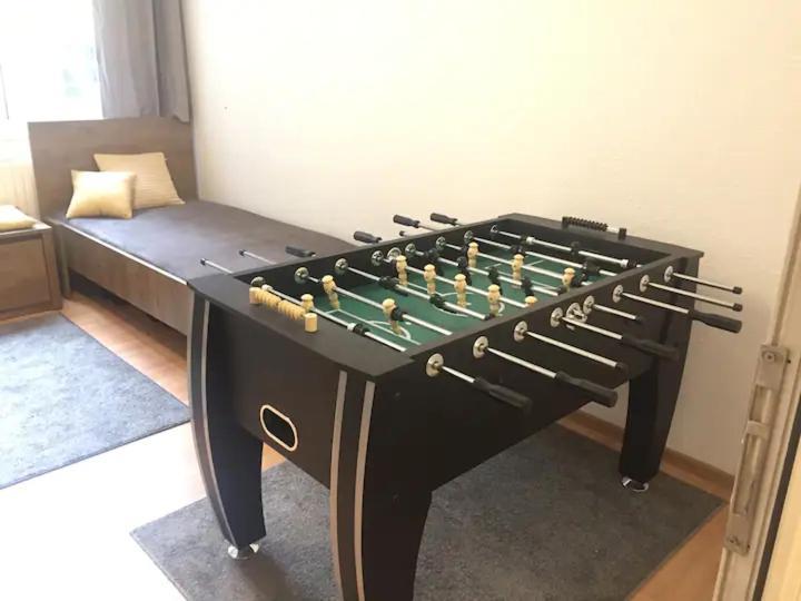Stay And Play - Foosball And Comfort صوفيا المظهر الخارجي الصورة